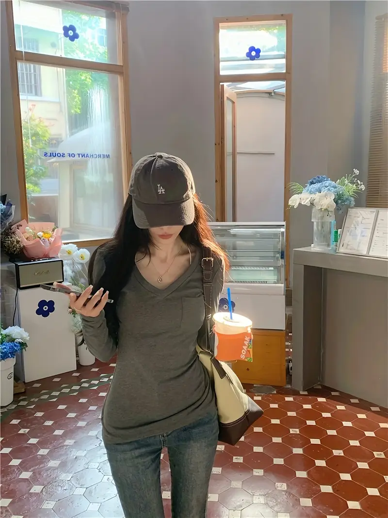 여성용 가을 겨울 롱 슬리브 V넥 티셔츠 - 사이드 포켓 스트레치 캐주얼 시크 탑, 기계 세탁 가능 레귤러 핏 솔리드 컬러 블라우스, 여성 티셔츠, 가을 패션, 스타일리시한 룩, 쉬운 관리 원단